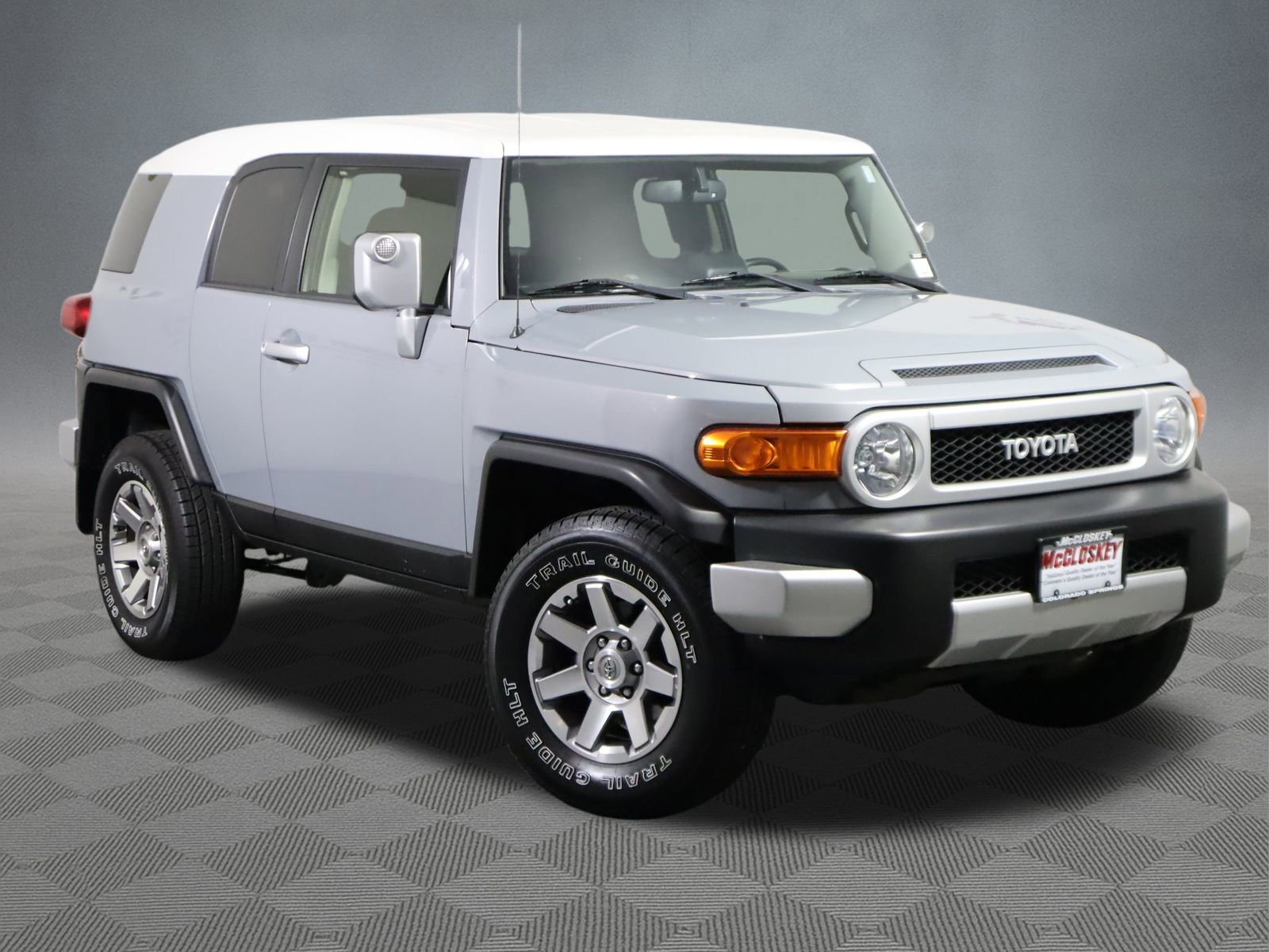 Used 2014 Toyota FJ Cruiser 4WD w/ Upgrade Package image 12