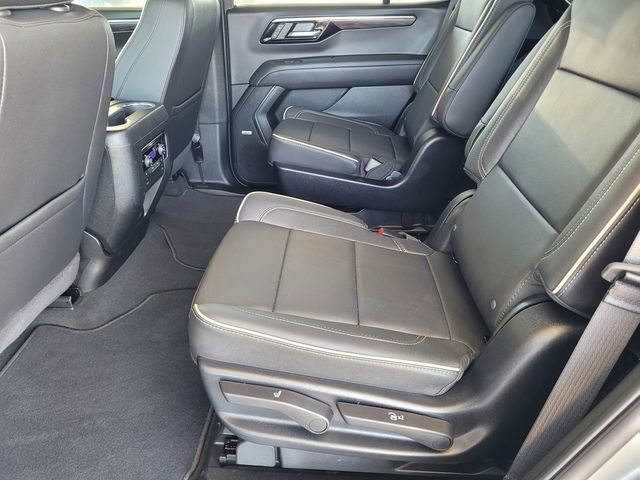 Used 2025 Chevrolet Tahoe Premier AWD/4WD image 15