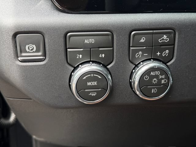 New 2026 GMC Sierra 1500 Elevation w/ Elevation Premium Package AWD/4WD image 21