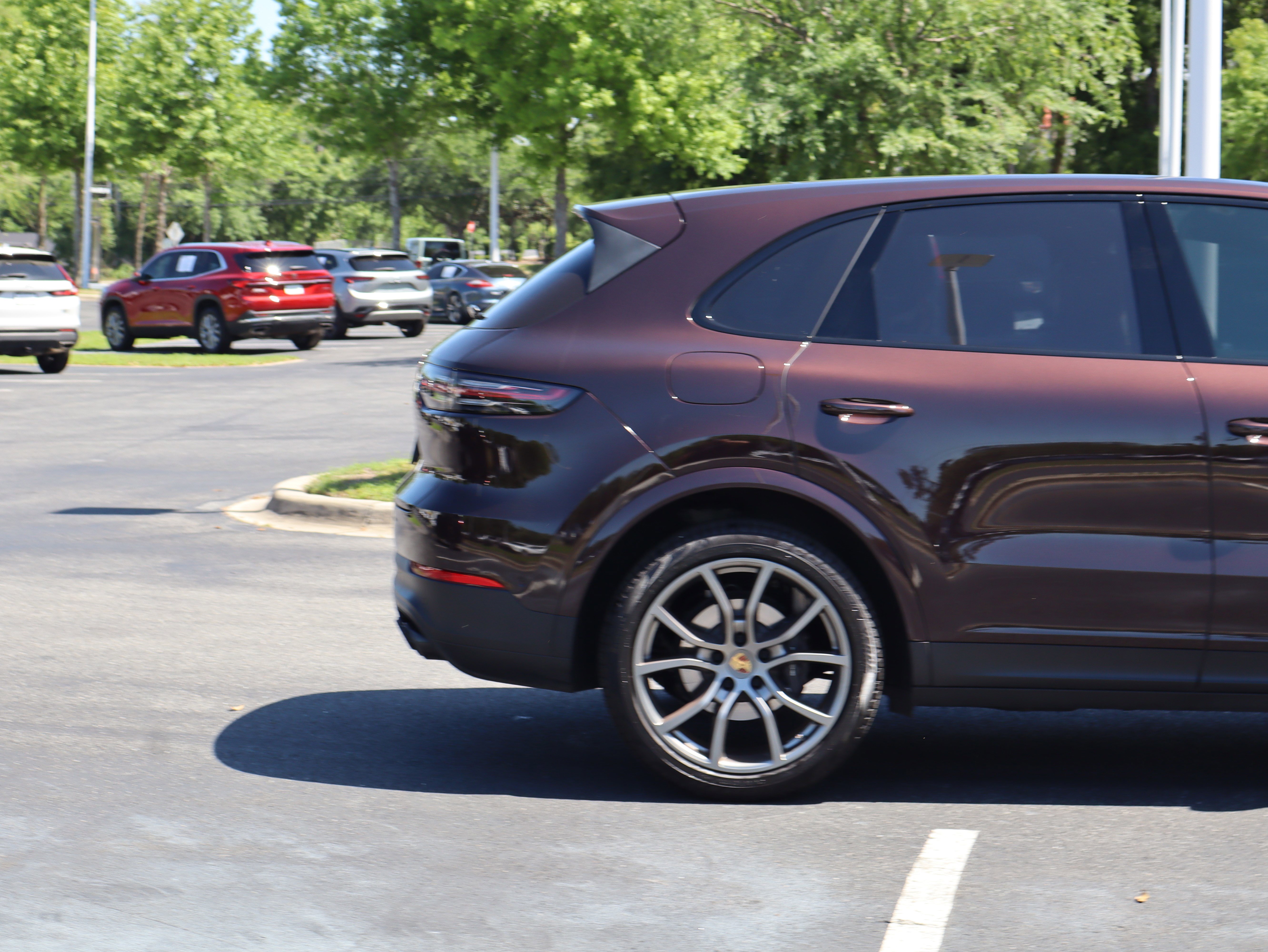 Used 2022 Porsche Cayenne image 10