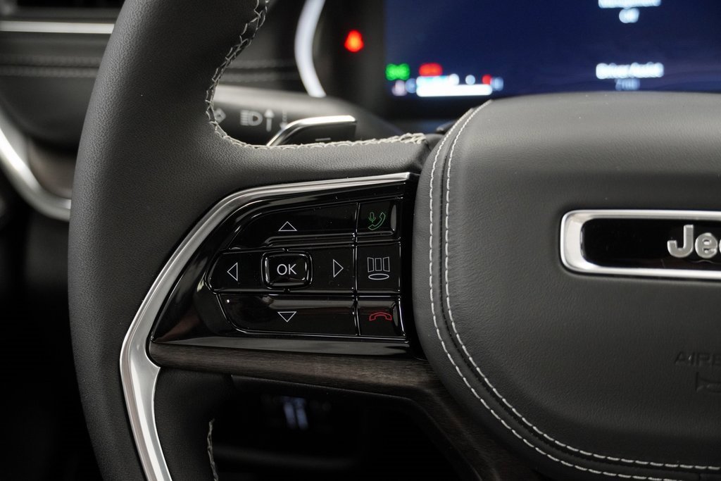 New 2025 Jeep Grand Cherokee Overland w/ Trailer Tow Package image 26