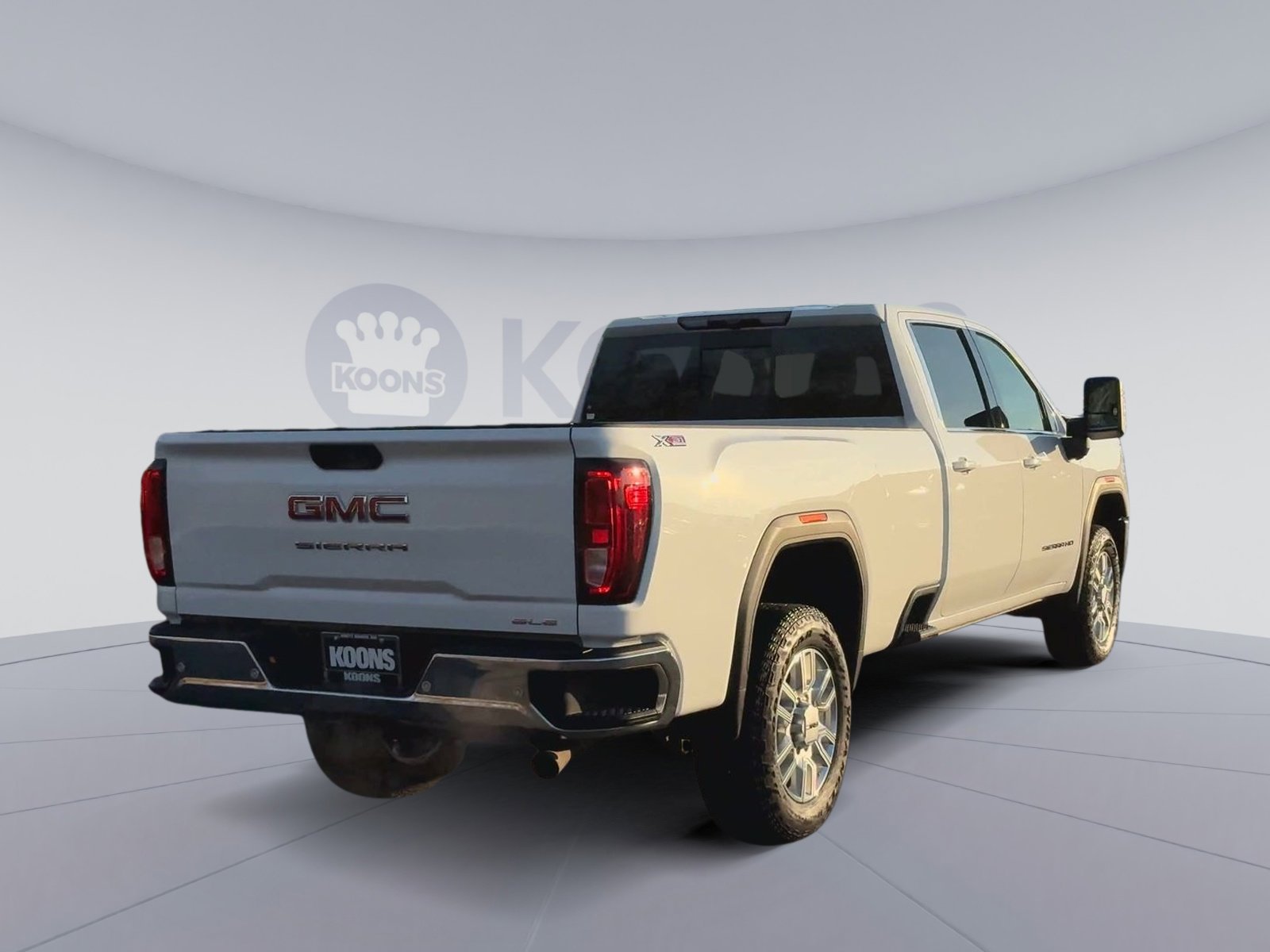 Used 2024 GMC Sierra 3500 SLE image 11