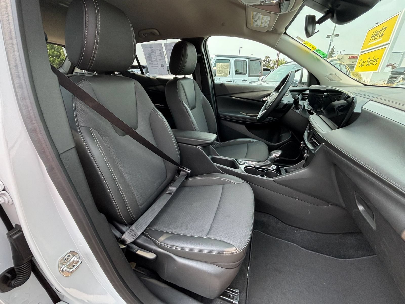 Used 2026 Buick Encore GX Preferred FWD image 34