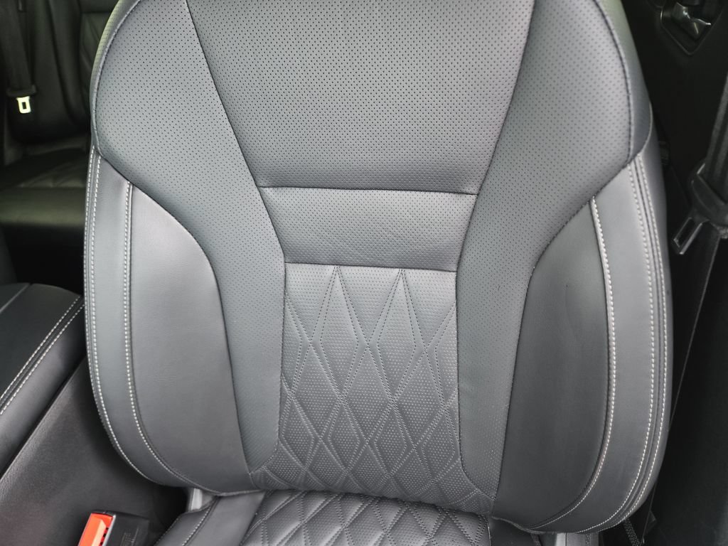 Used 2023 Nissan Rogue Platinum FWD image 19