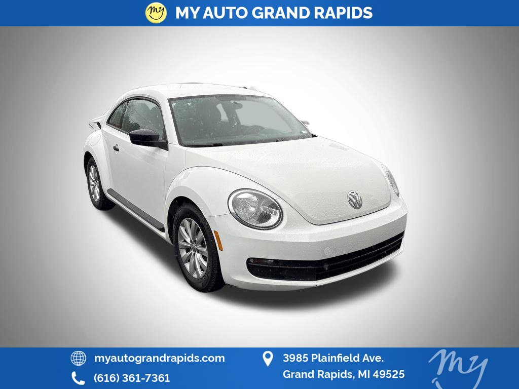 Used 2014 Volkswagen Beetle 1.8T FWD image 3