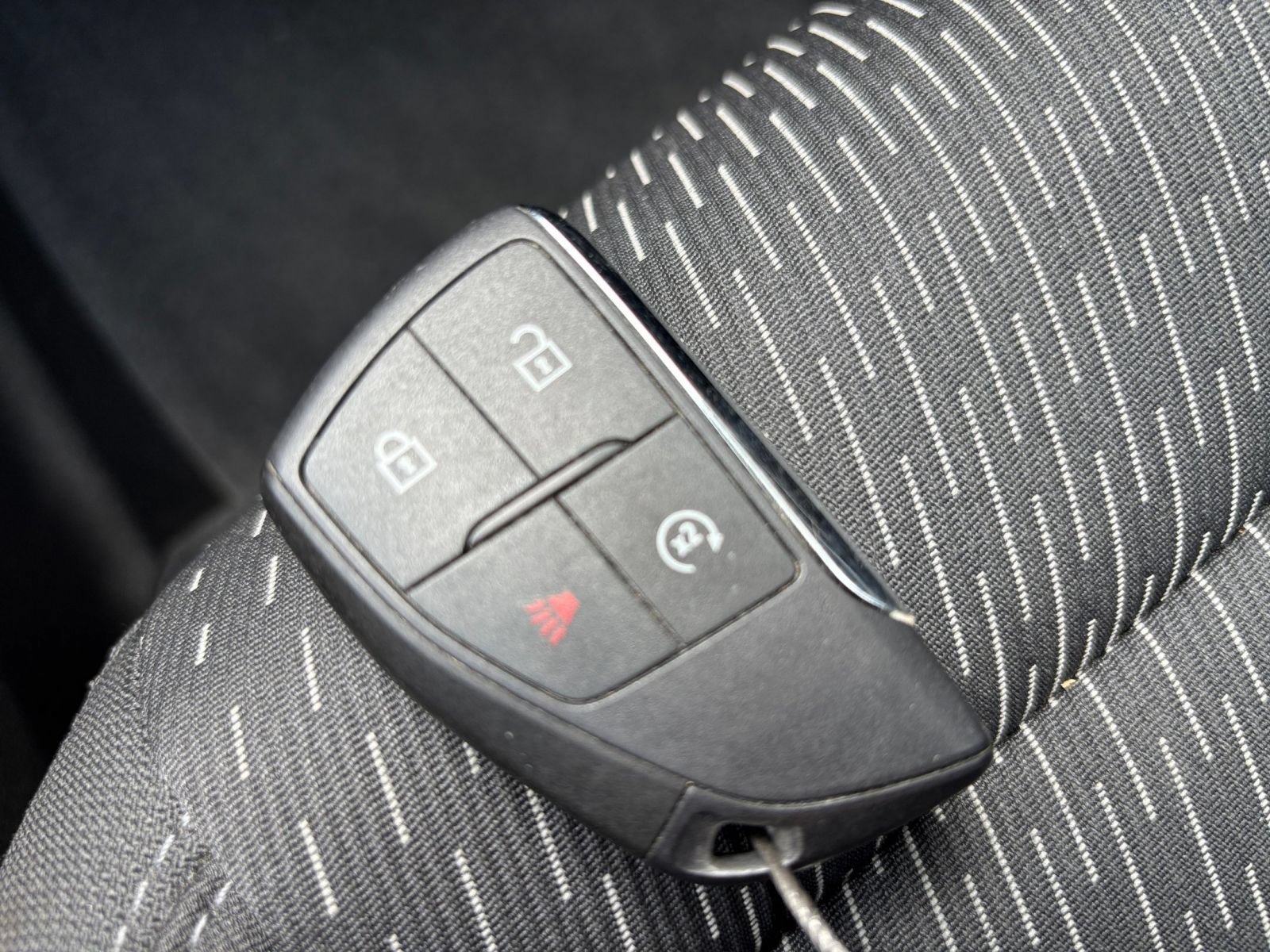 Used 2025 Chevrolet Equinox LT FWD image 25