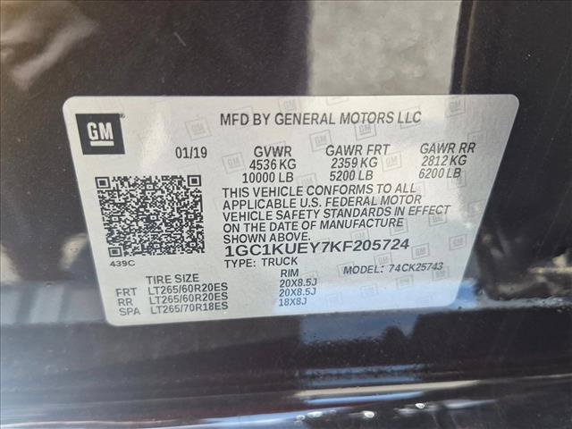 Used 2019 Chevrolet Silverado 2500 High Country w/ Duramax Plus Package AWD/4WD image 17