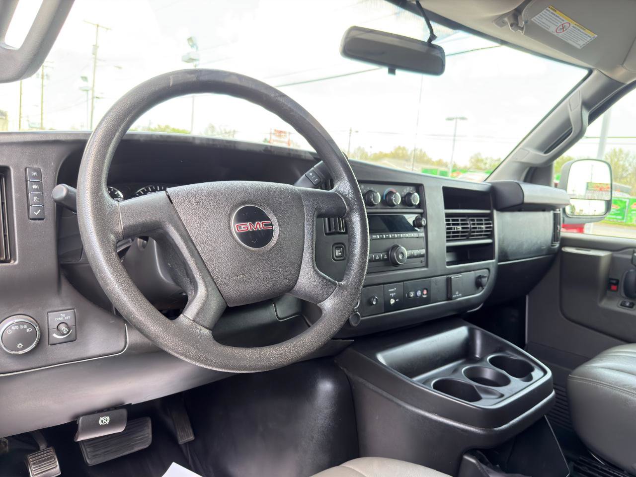 Used 2018 GMC Savana 2500 Extended RWD image 20