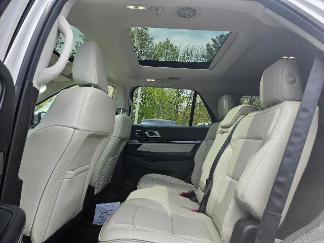 Certified 2018 Ford Explorer Platinum AWD/4WD image 10