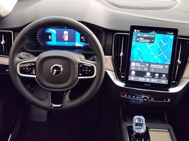 New 2026 Volvo XC90 B6 Plus w/ Protection Package Premier image 27