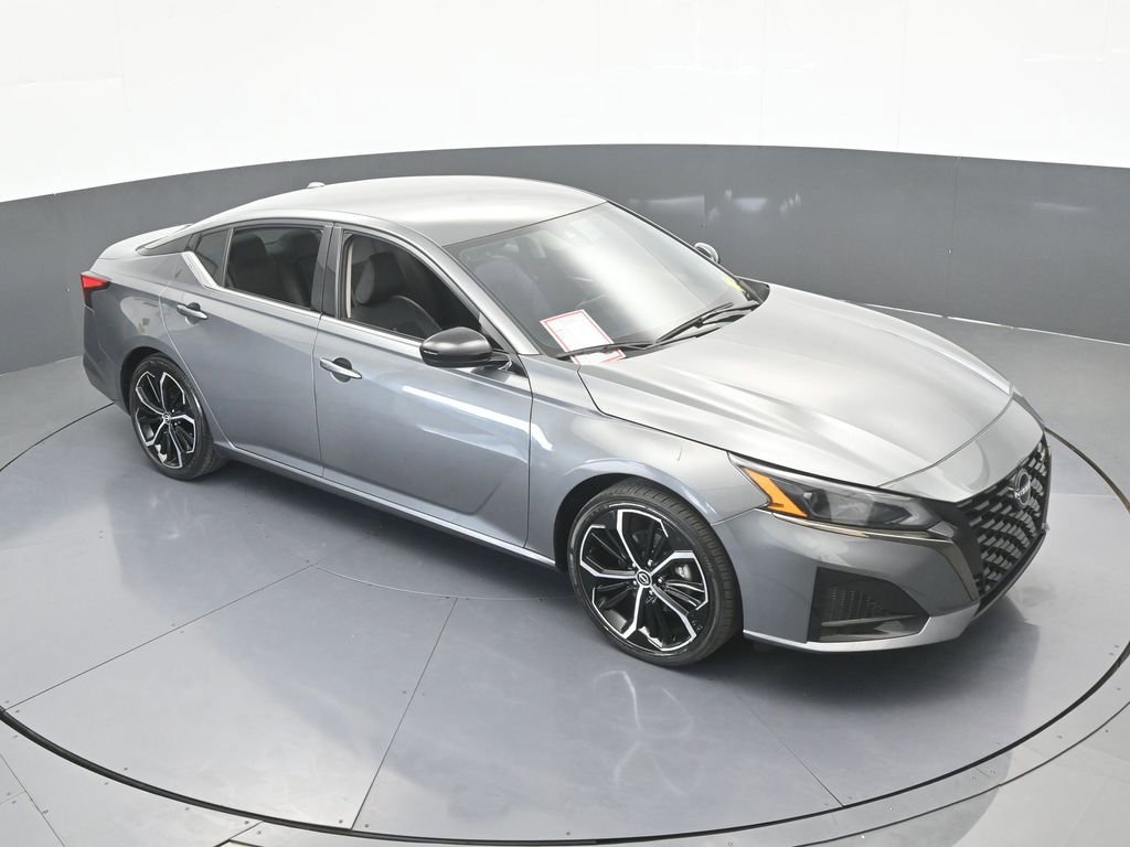 Used 2024 Nissan Altima 2.5 SR image 49