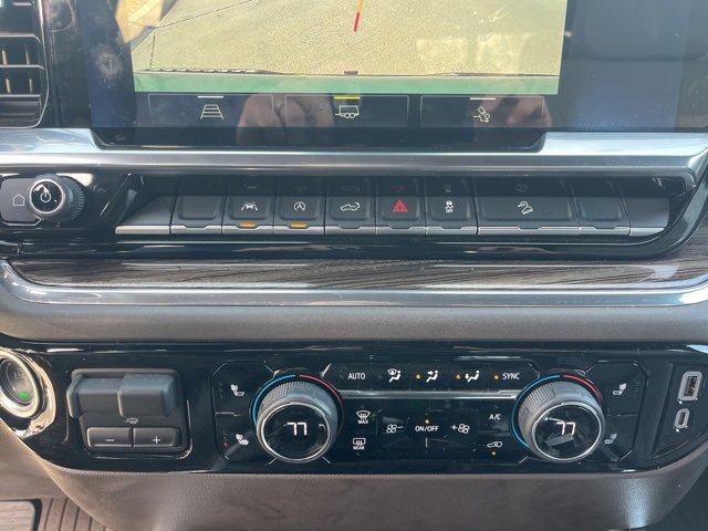 Used 2025 Chevrolet Silverado 1500 LT Trail Boss w/ Convenience Package II image 32