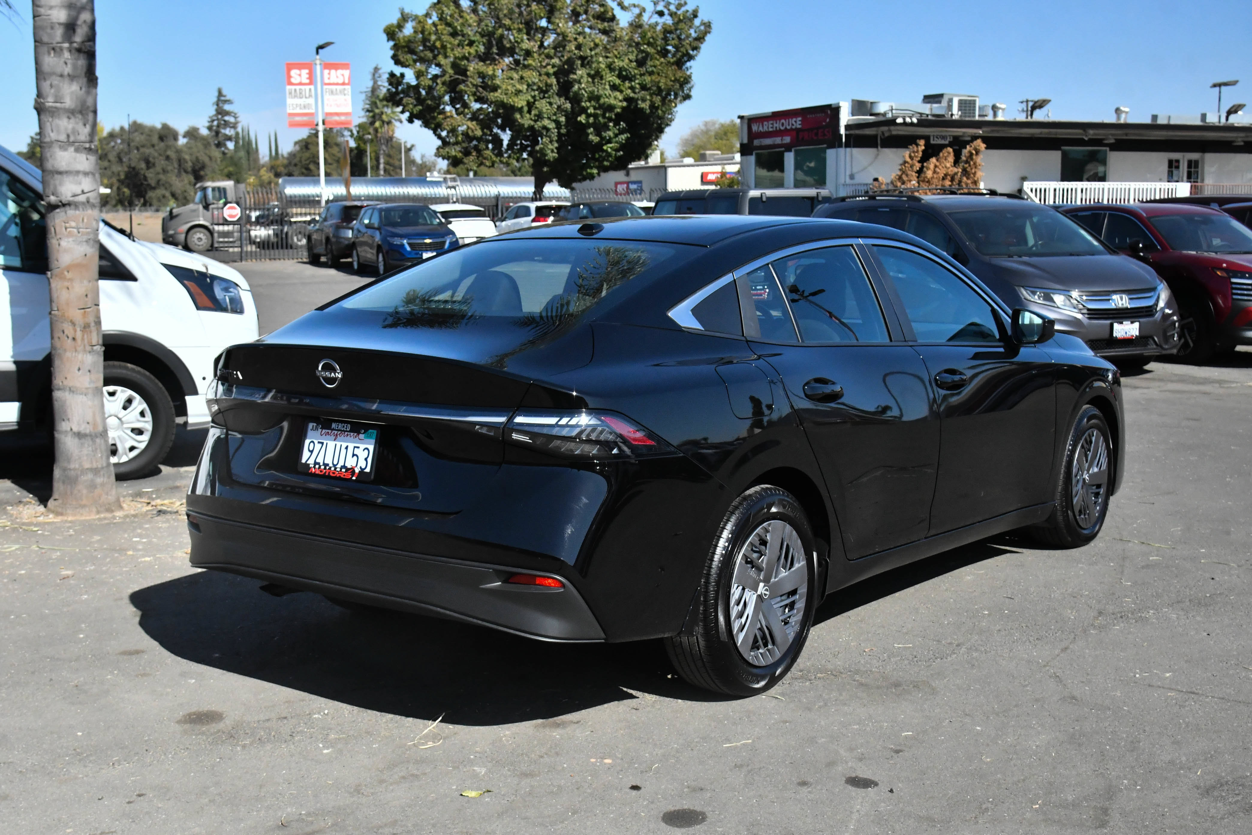 Used 2026 Nissan Sentra SV w/ Floor Mat Package FWD image 8