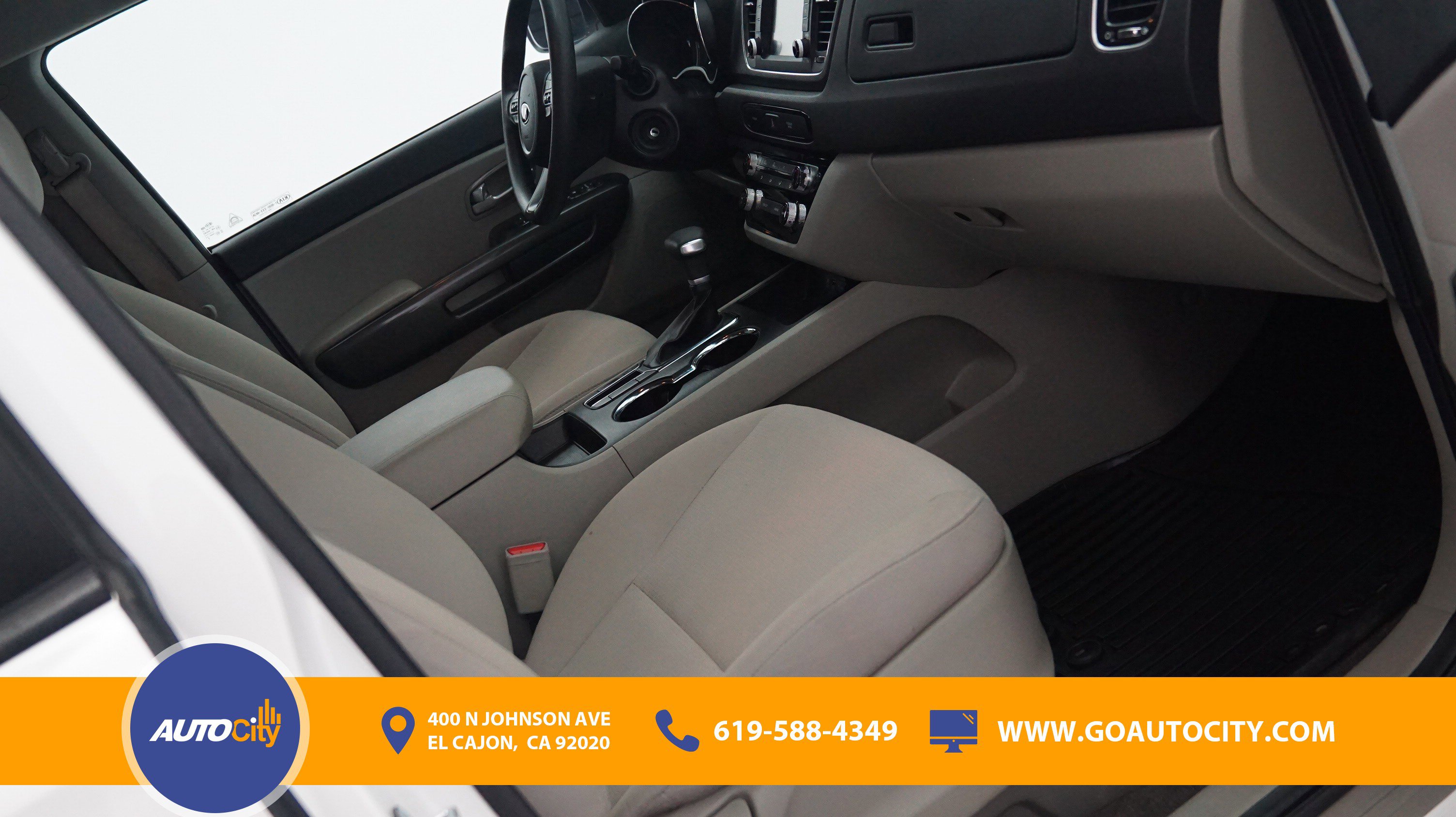 Used 2019 Kia Sedona LX FWD image 8