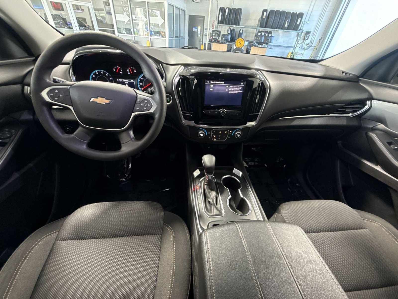 Used 2021 Chevrolet Traverse LS FWD image 24