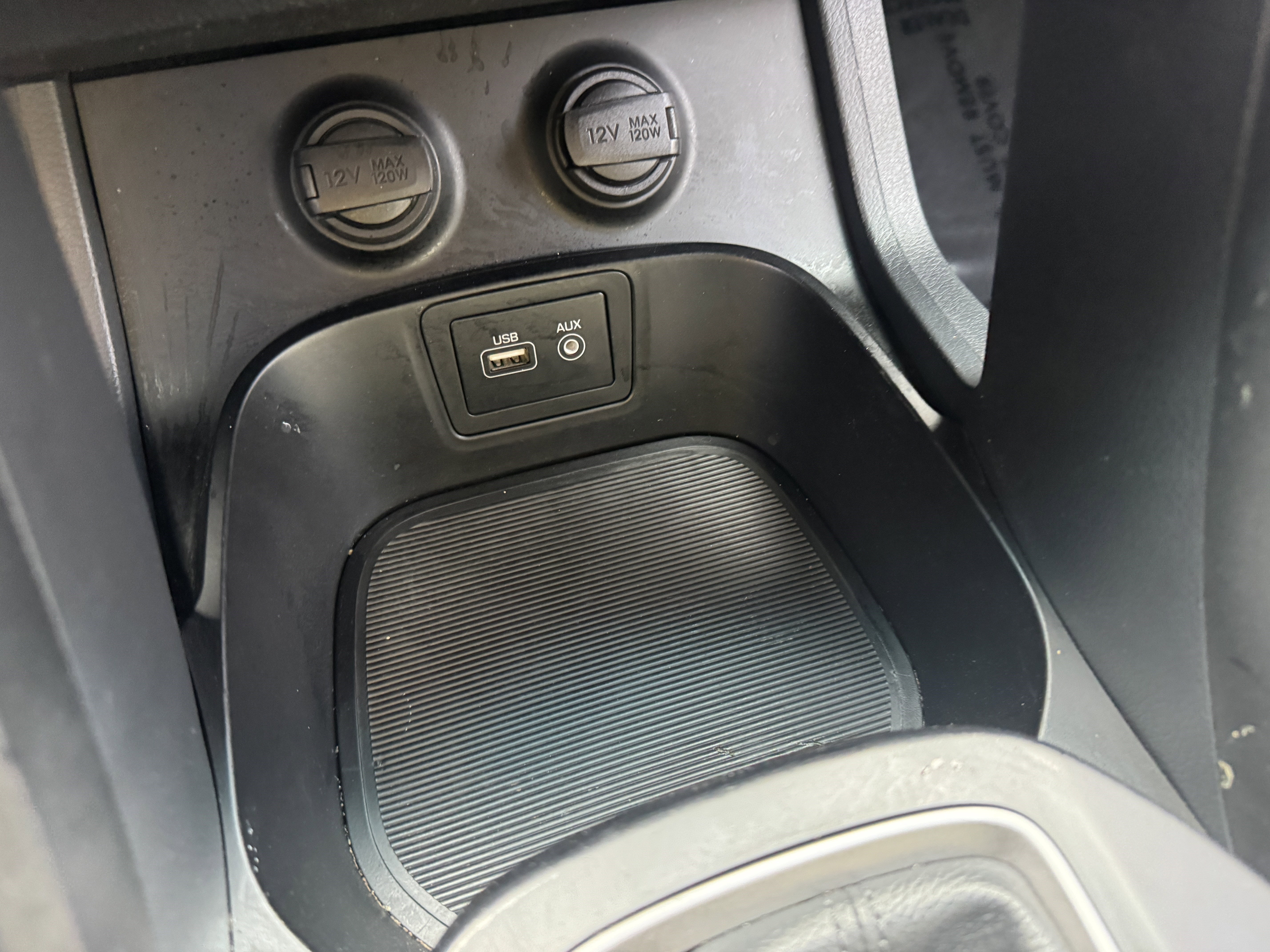 Used 2017 Hyundai Santa Fe Sport image 28