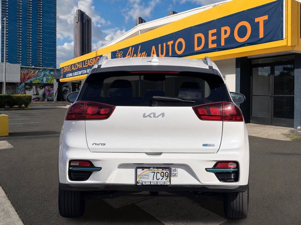 Used 2022 Kia Niro EX FWD image 4