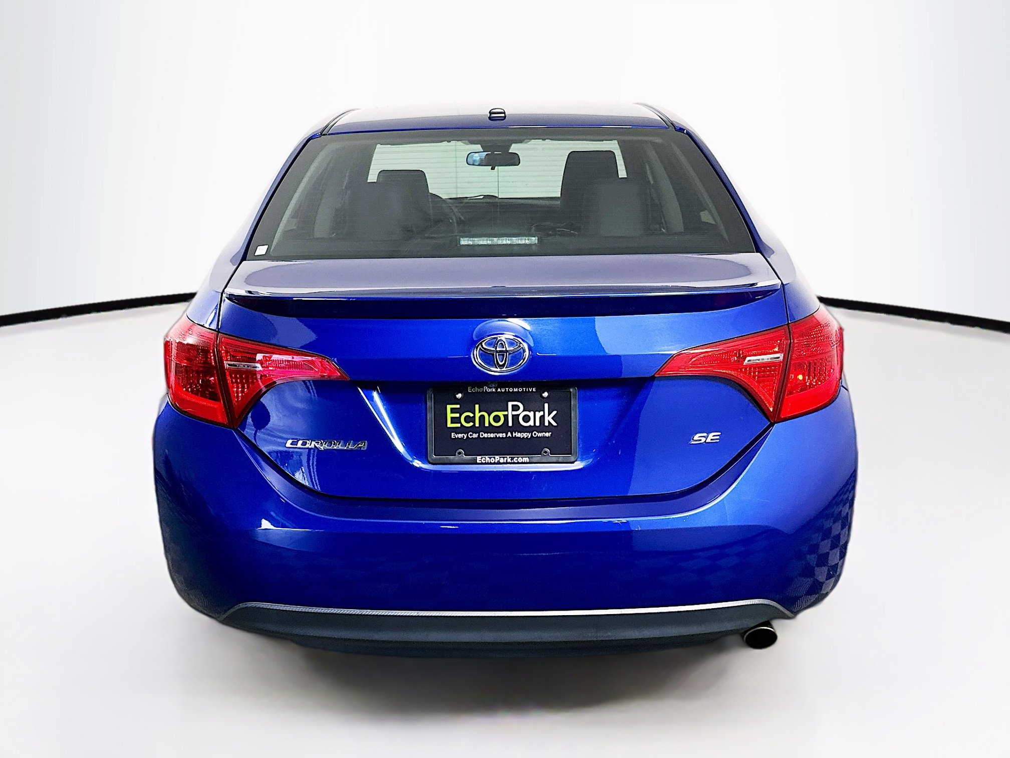 Used 2017 Toyota Corolla SE w/ SE Premium Package image 7