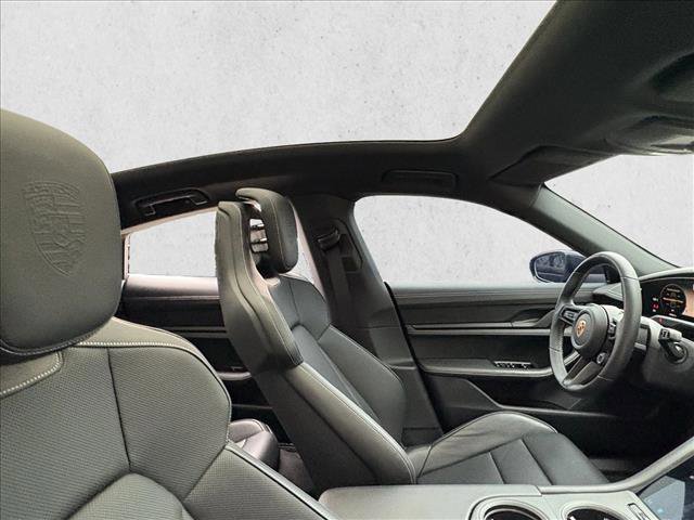 Used 2024 Porsche Taycan 4S image 24