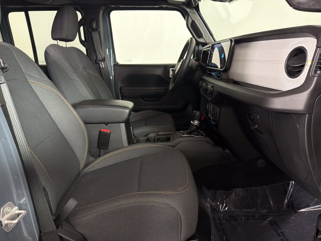 Used 2025 Jeep Wrangler Unlimited Sport S 4xe AWD/4WD image 19