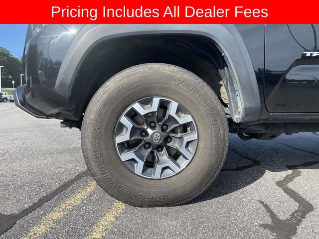 Certified 2021 Toyota Tacoma TRD Off-Road w/ Technology Package AWD/4WD image 9