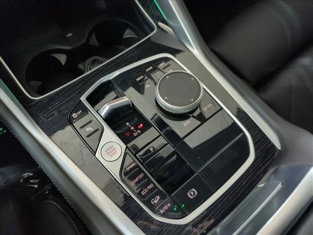 Certified 2025 BMW X6 xDrive40i w/ Premium Package image 12