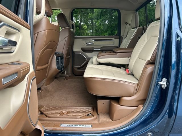 Used 2021 RAM 1500 Laramie AWD/4WD image 34