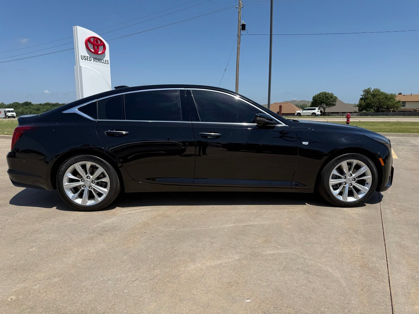 Used 2025 Cadillac CT5 Premium Luxury RWD image 7