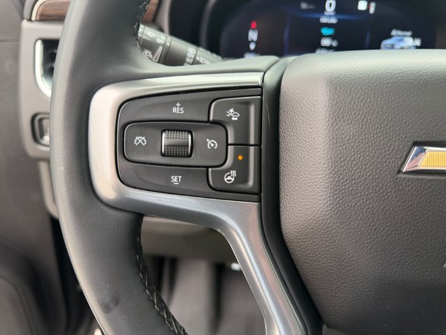 Used 2023 Chevrolet Tahoe Premier w/ Premium Package 2 AWD/4WD image 23