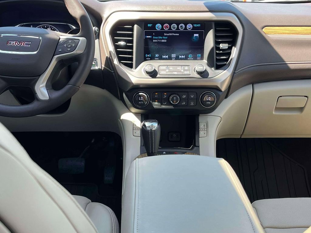 Used 2017 GMC Acadia Denali w/ Technology Package image 13