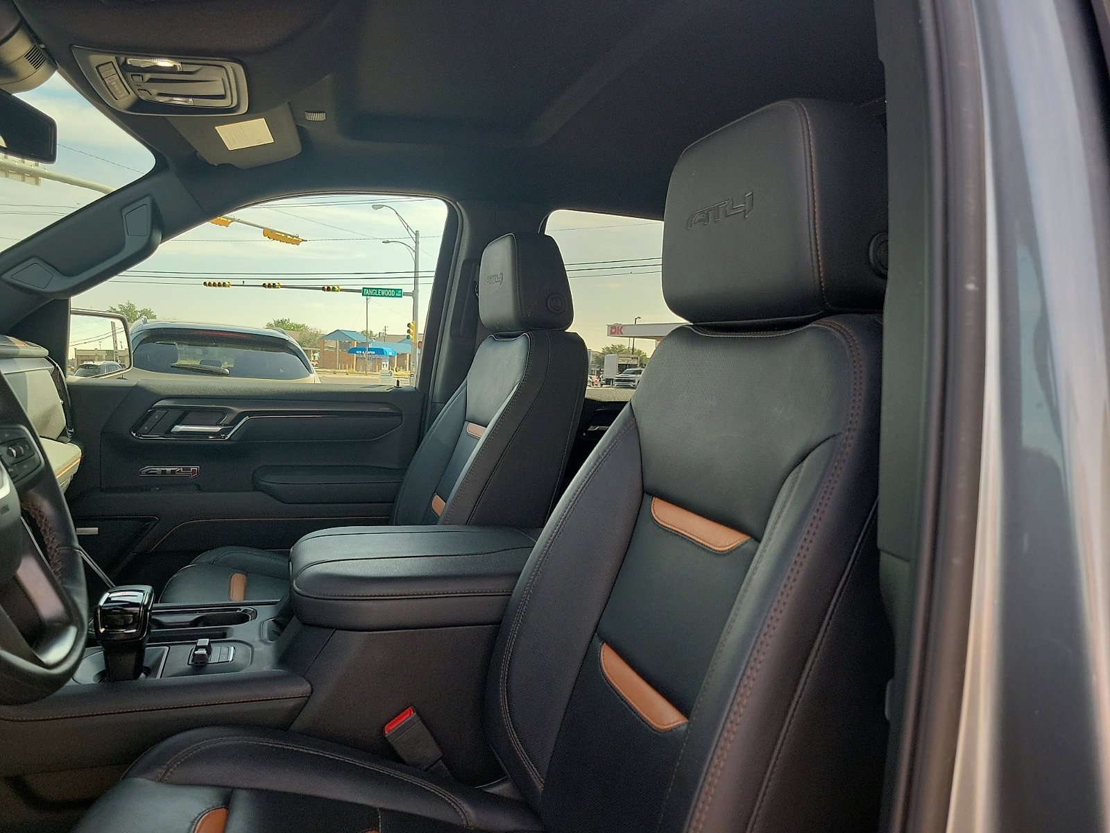 Used 2025 GMC Sierra 1500 AT4 AWD/4WD image 15