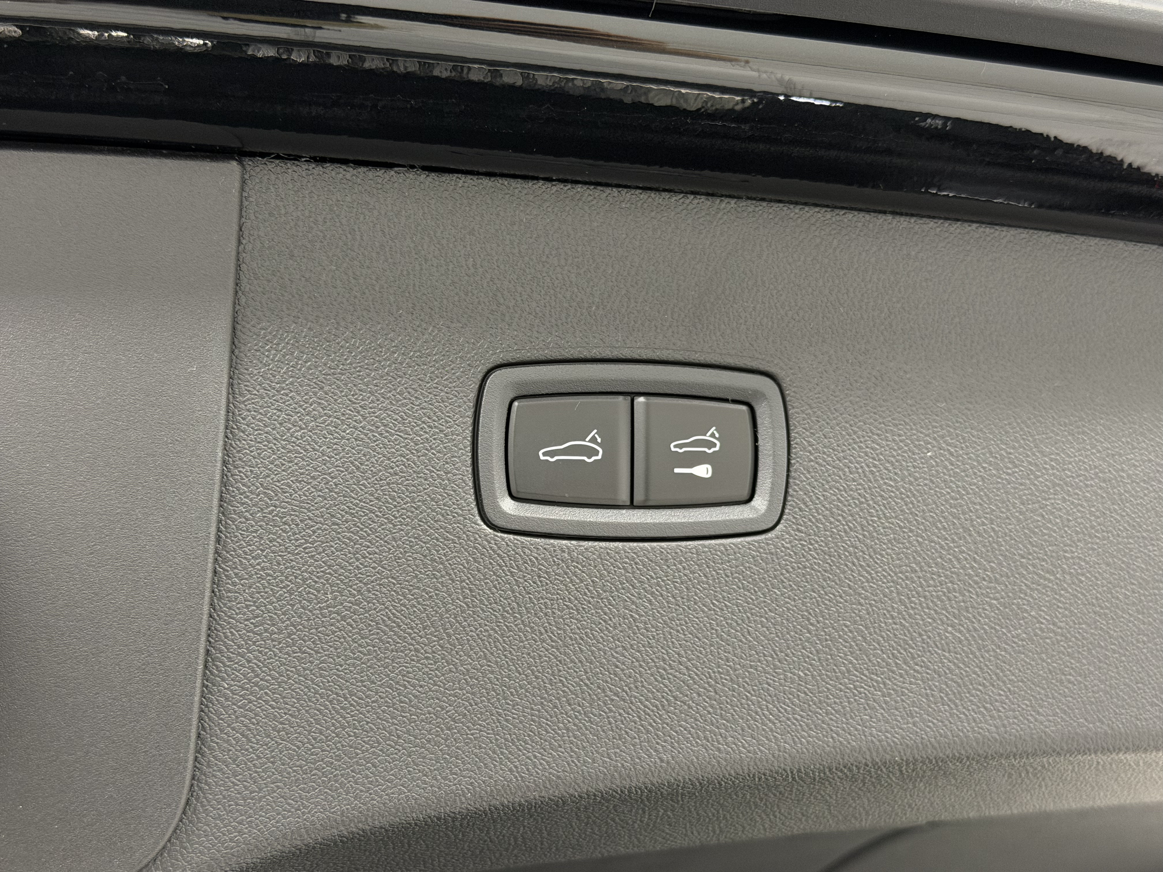 New 2026 Porsche Cayenne Coupe AWD/4WD image 63