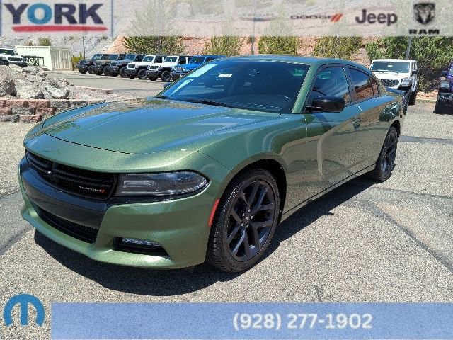 Used 2020 Dodge Charger SXT w/ Plus Group RWD image 1