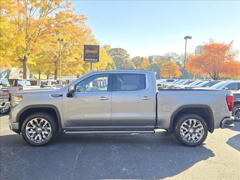 New 2026 GMC Sierra 1500 Denali w/ Denali Reserve Package image 18