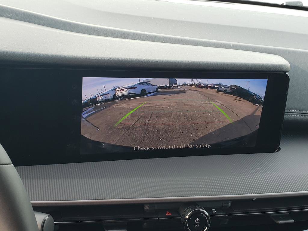 Certified 2025 Nissan Murano SV image 34