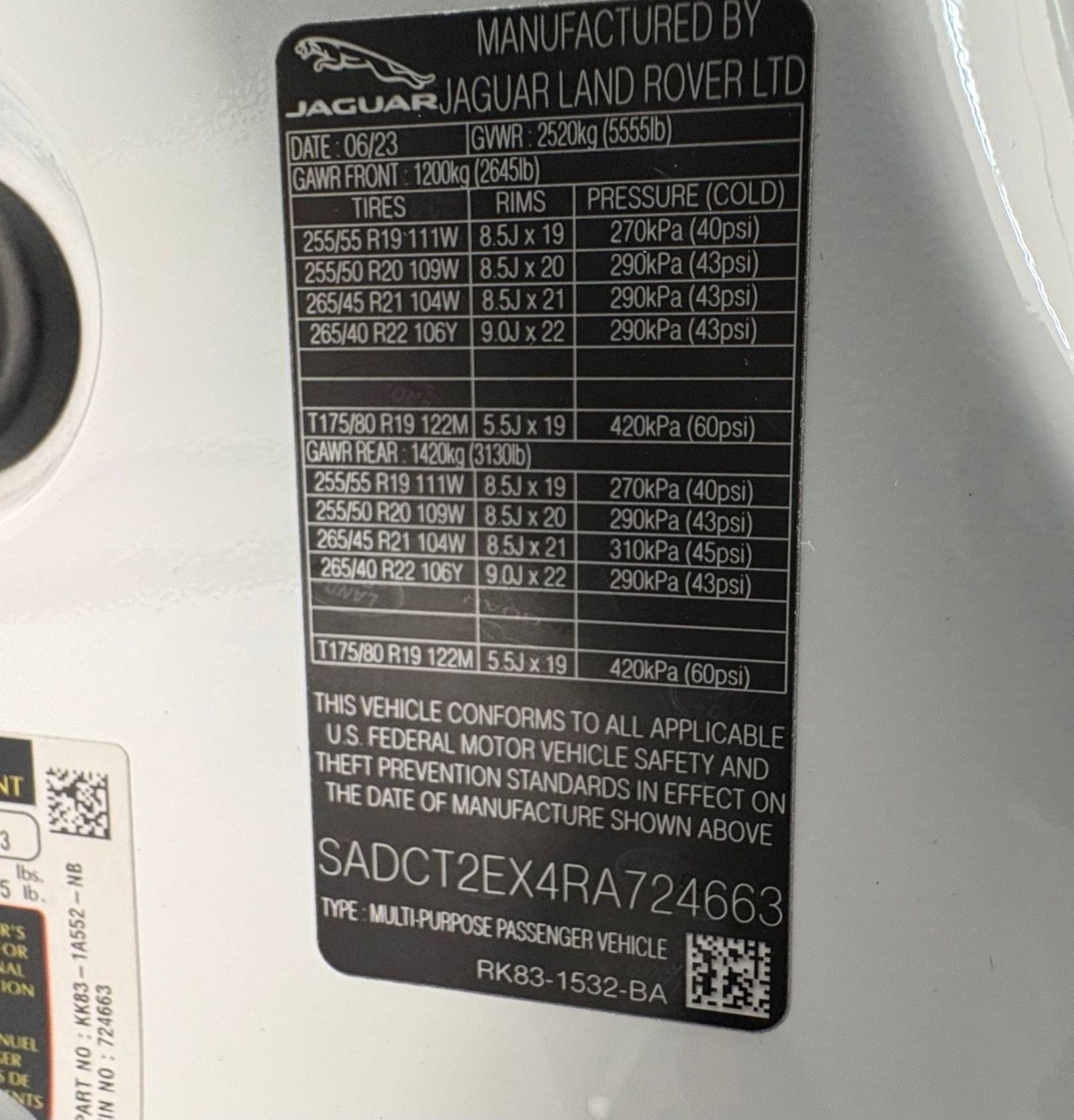 Used 2024 Jaguar F-PACE R-Dynamic S image 18