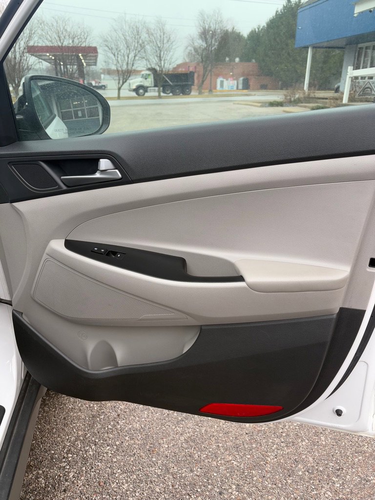 Used 2017 Hyundai Tucson SE image 16