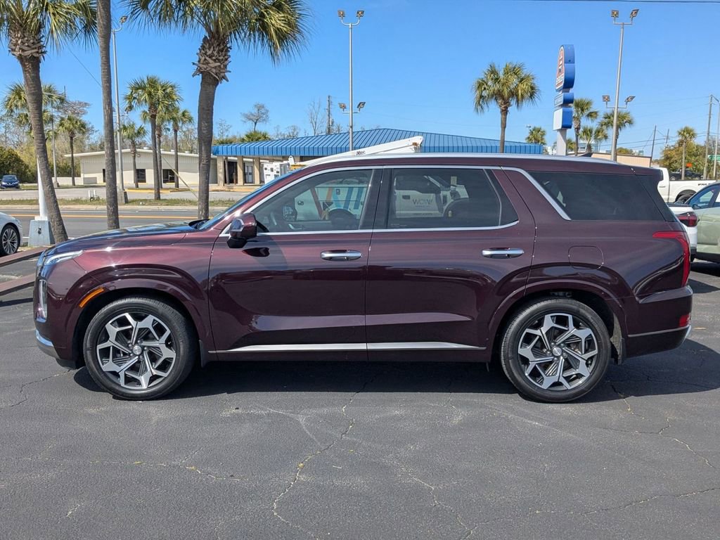 Used 2022 Hyundai Palisade Calligraphy w/ Winter Package image 9