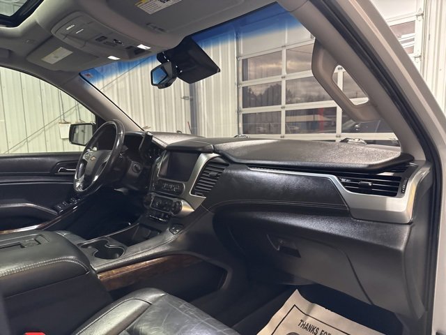 Used 2018 Chevrolet Suburban LT image 30