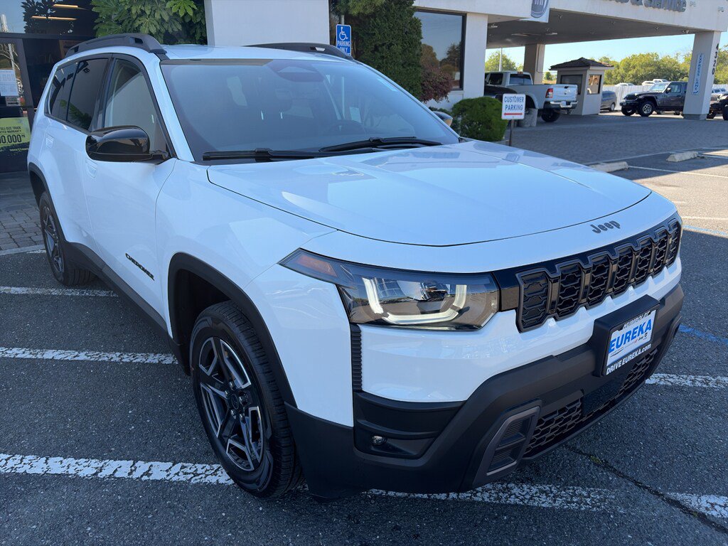 New 2026 Jeep Cherokee Laredo AWD/4WD image 28