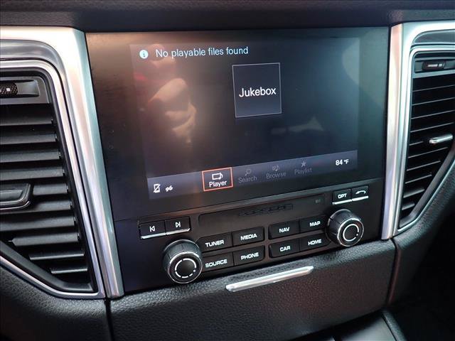 Used 2018 Porsche Macan AWD/4WD image 24
