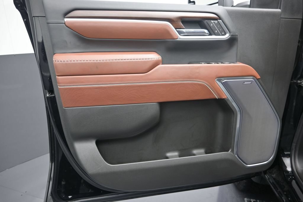 Used 2025 GMC Sierra 2500 Denali Ultimate AWD/4WD image 12