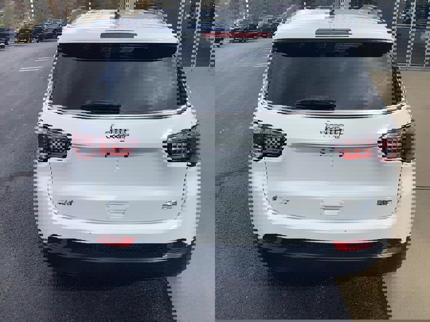 Certified 2022 Jeep Compass Latitude w/ Convenience Group image 5