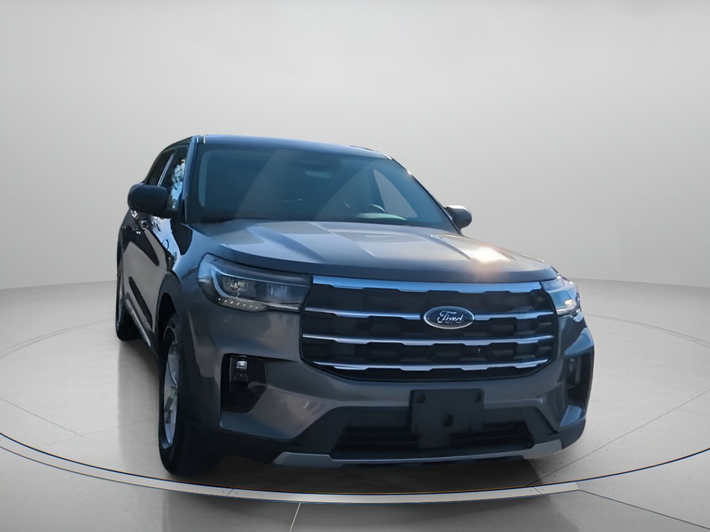 New 2025 Ford Explorer Active w/ Active Comfort Package image 4