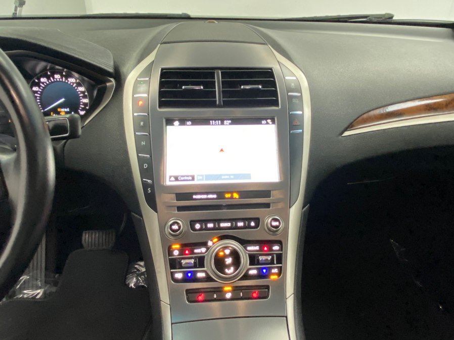 Used 2017 Lincoln MKZ Select w/ Select Plus Package AWD/4WD image 26
