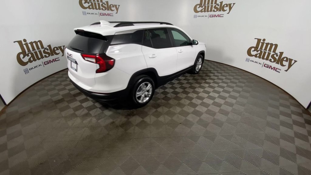 Certified 2024 GMC Terrain SLE w/ Driver Convenience Package FWD image 8