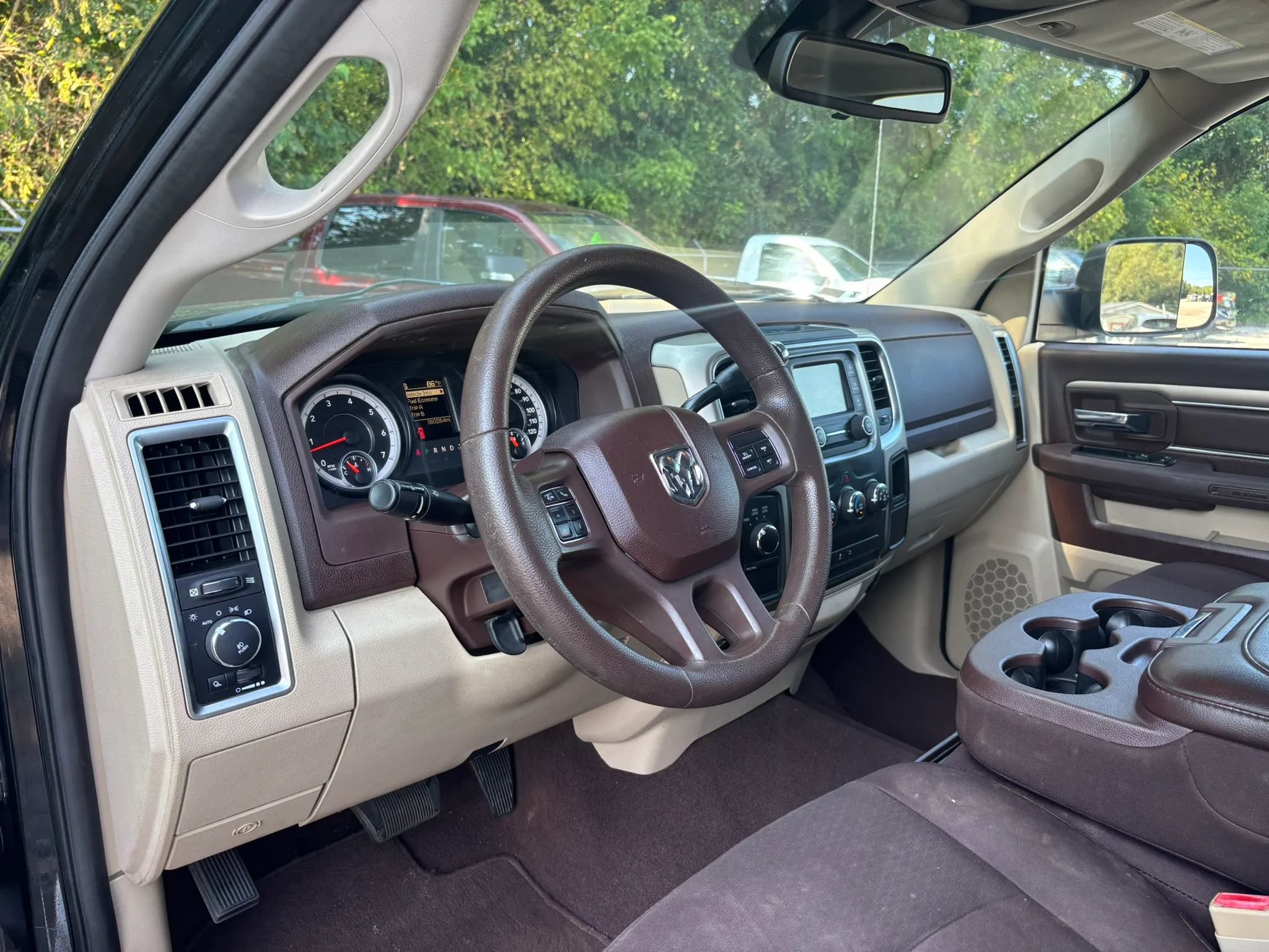 Used 2014 RAM 2500 SLT AWD/4WD image 10