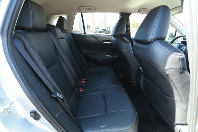 Used 2024 Toyota Corolla Cross XLE FWD image 29