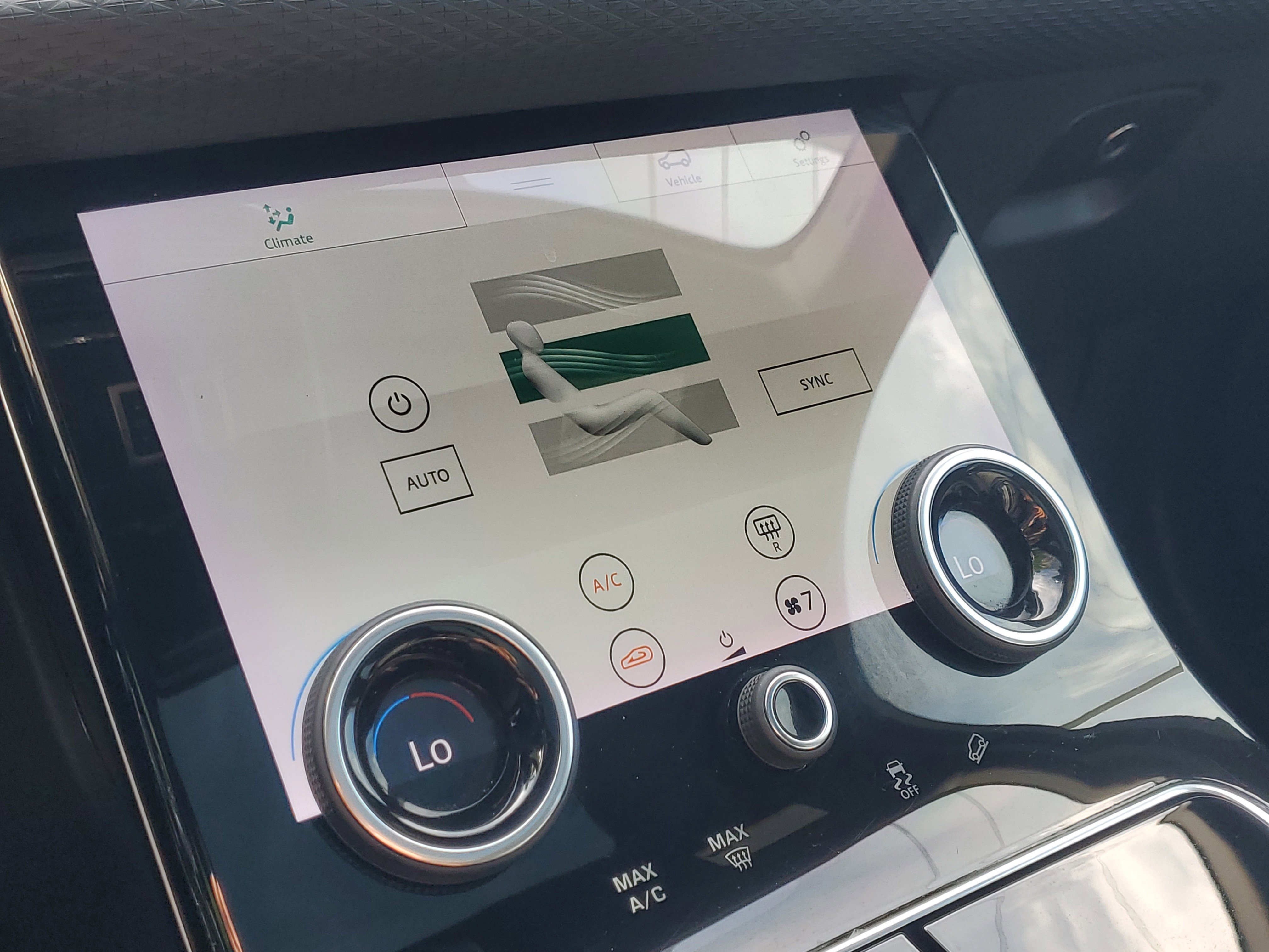 Used 2019 Land Rover Range Rover Velar S image 35