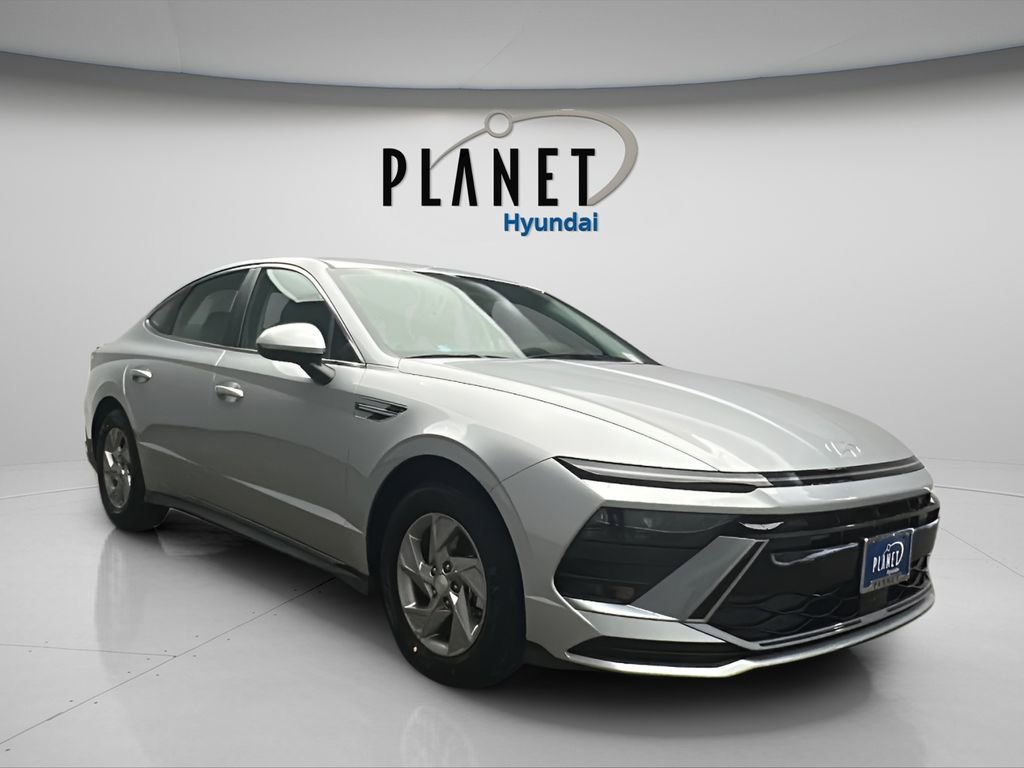 New 2026 Hyundai Sonata SE image 1